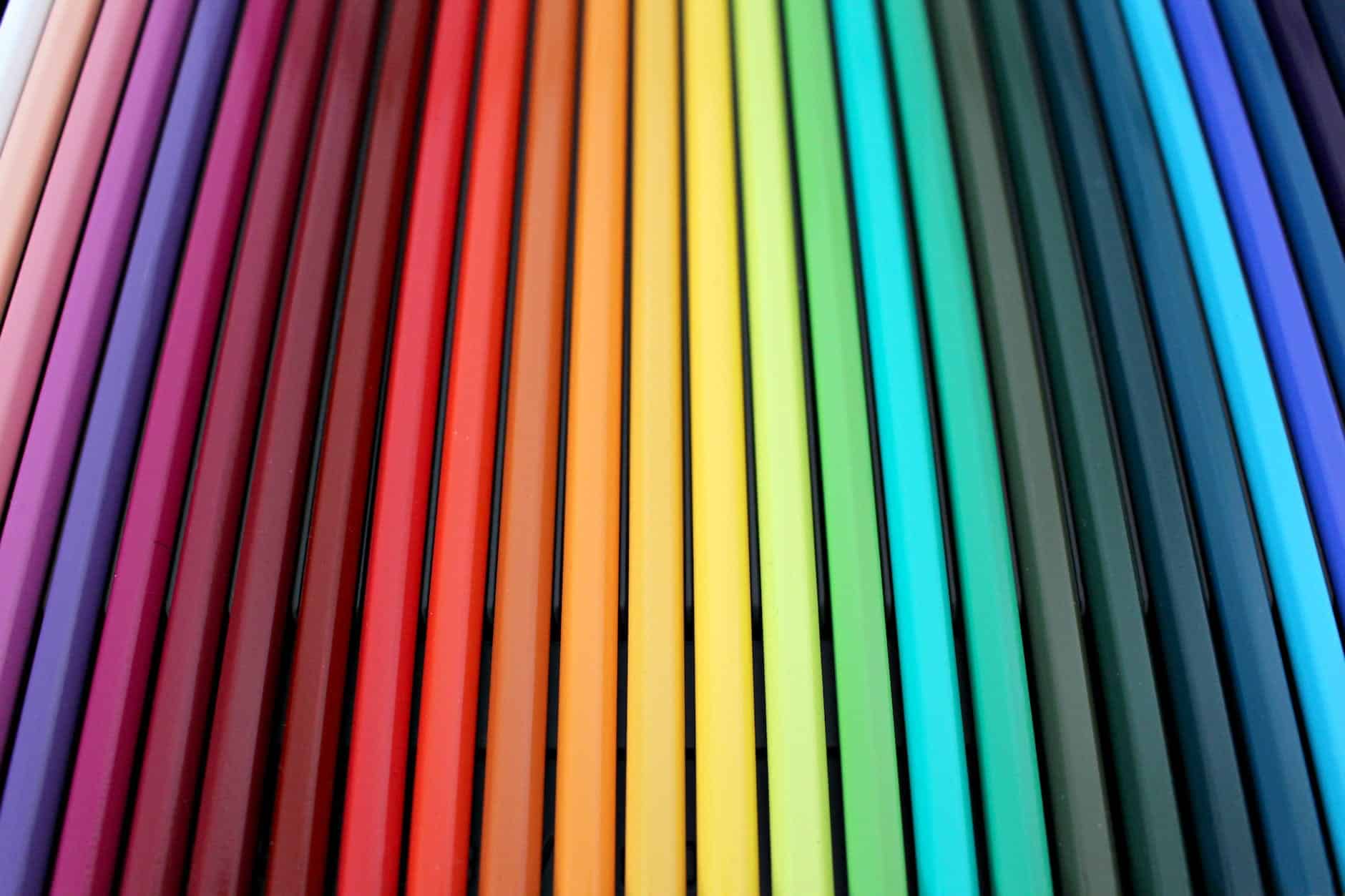 assorted color pencil set